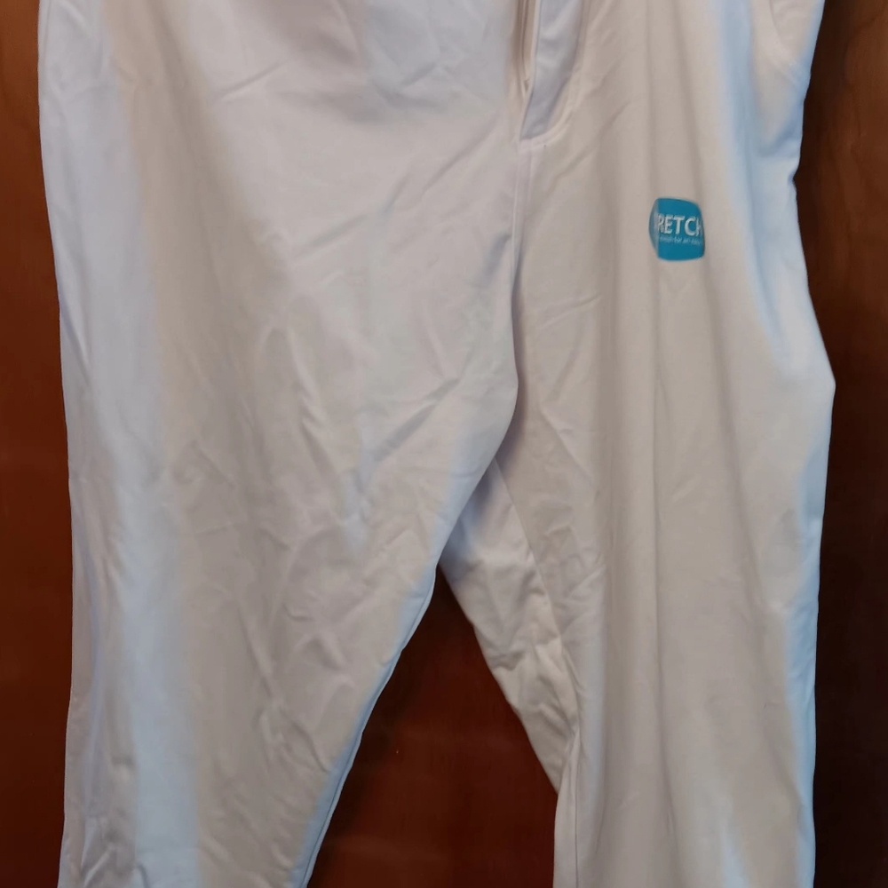White Capri Pants